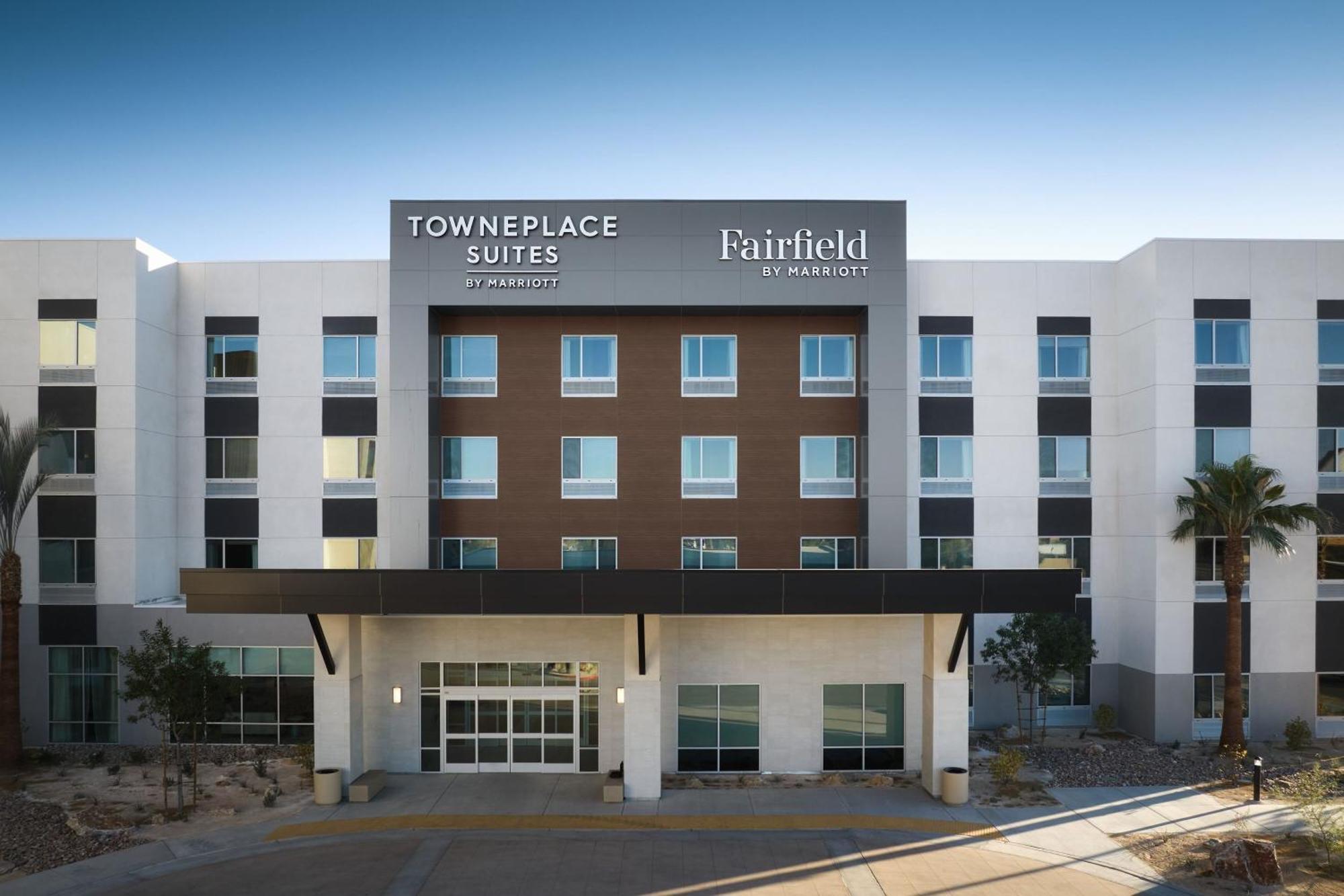 Towneplace Suites By Marriott Marriott バーストー エクステリア 写真